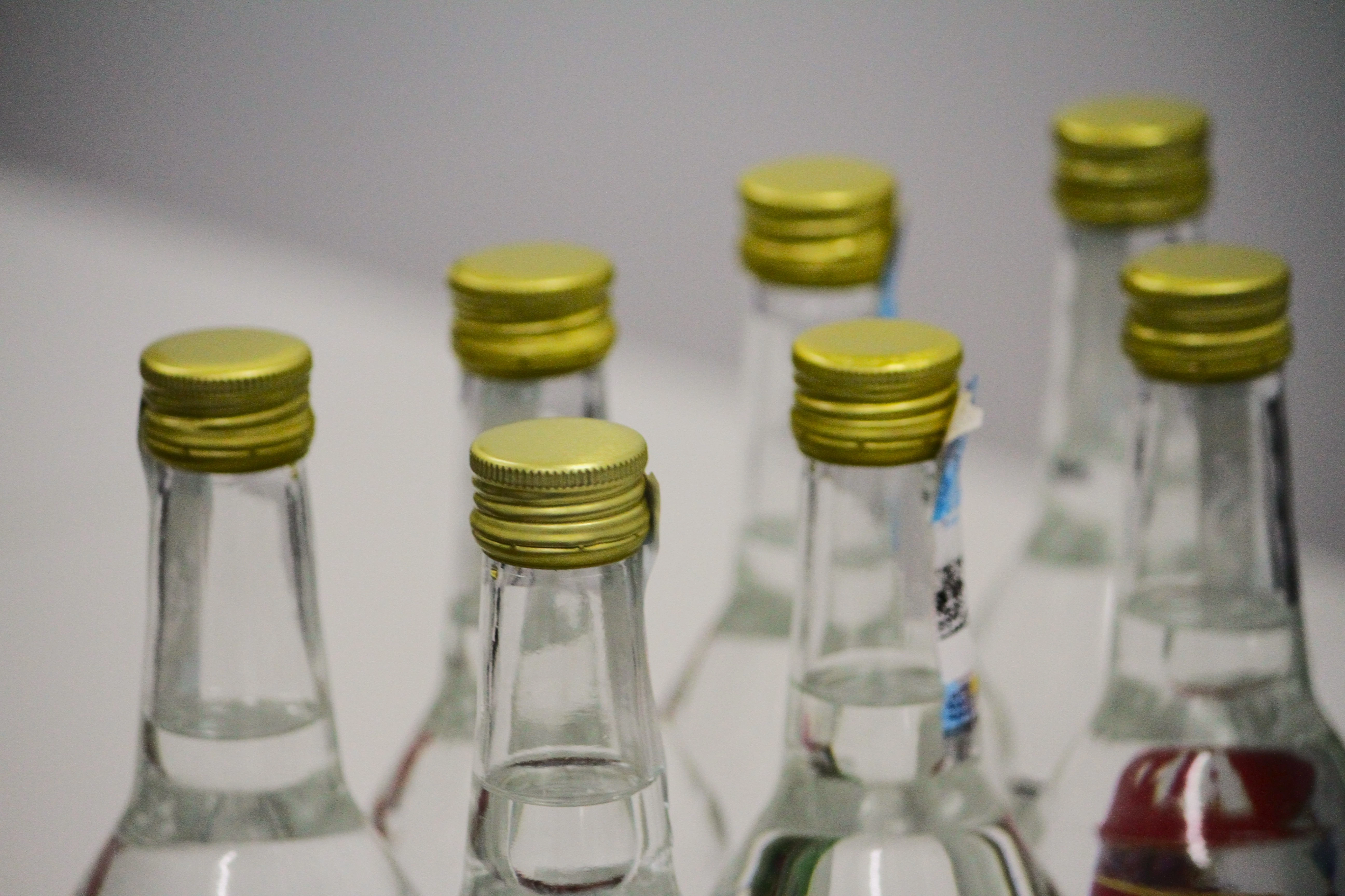 Запретить продажу алкоголя в магазинах и супермаркетах предложили в Казахстане